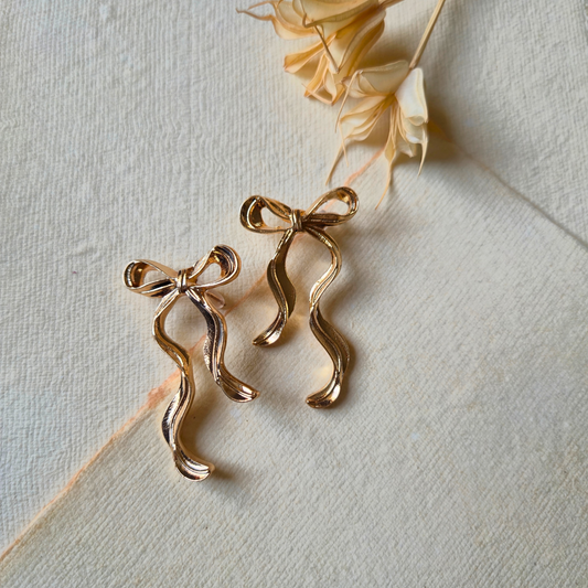 Gold bow knot earrings
