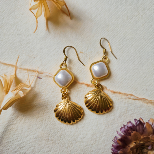 Bhanavi earrings