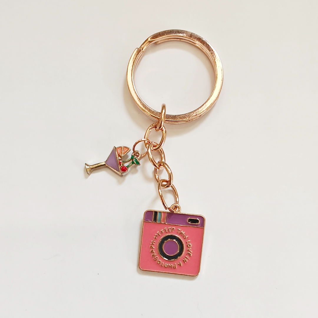 Insta girl keyring