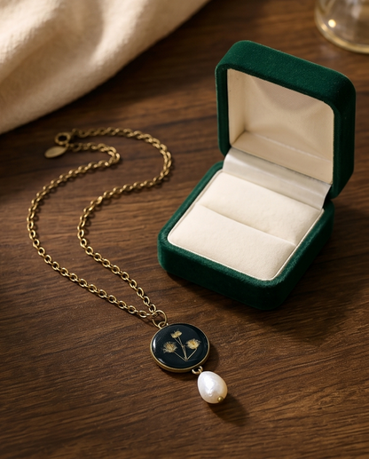 Vibhavari locket