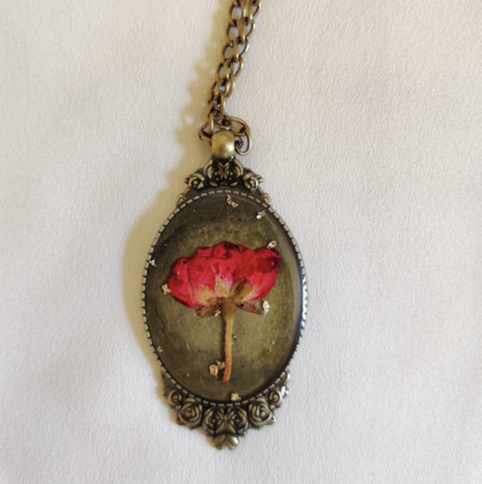 Vintage rose locket (big)