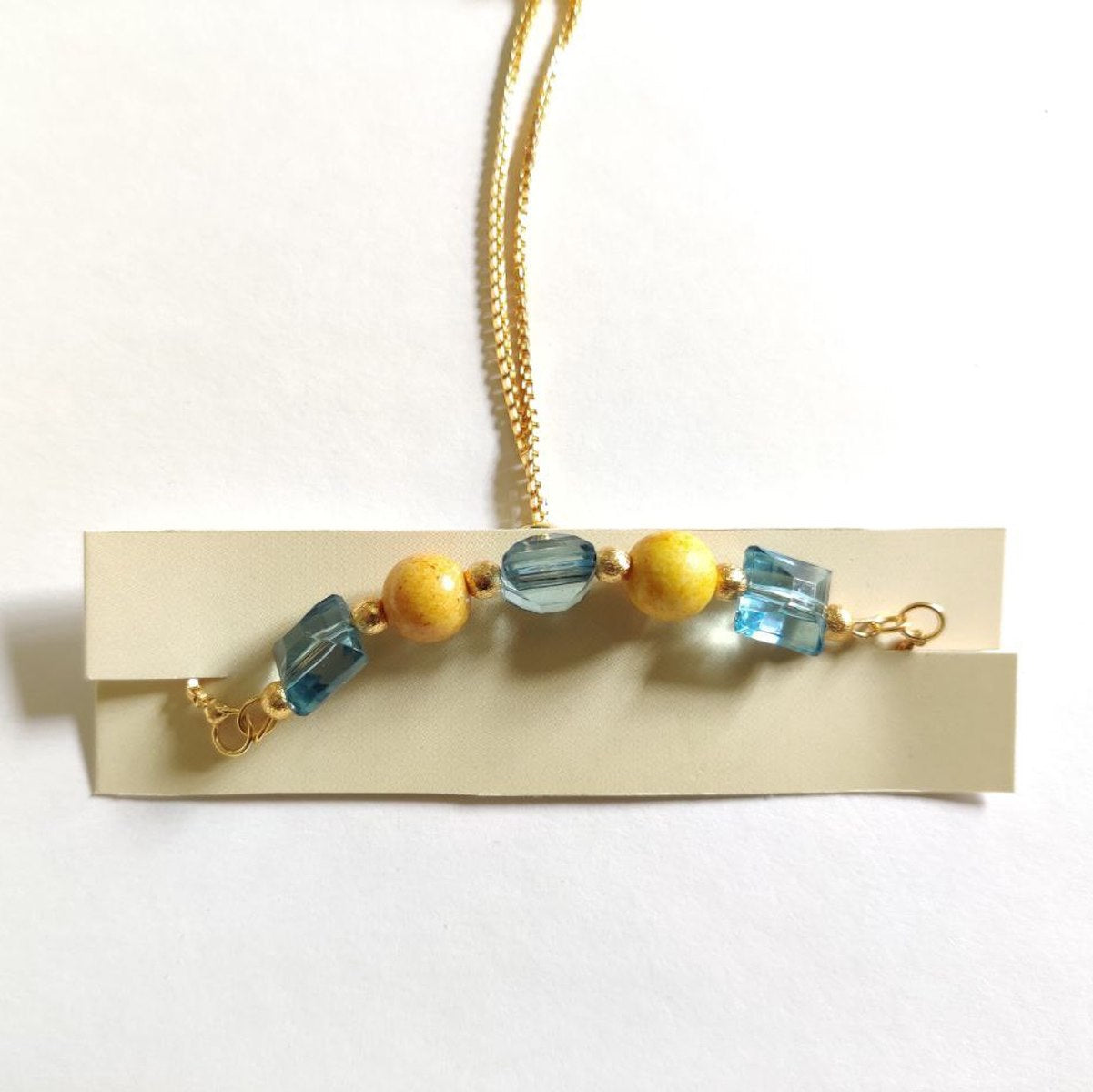 Yellow-blue beaded bracelet (A)