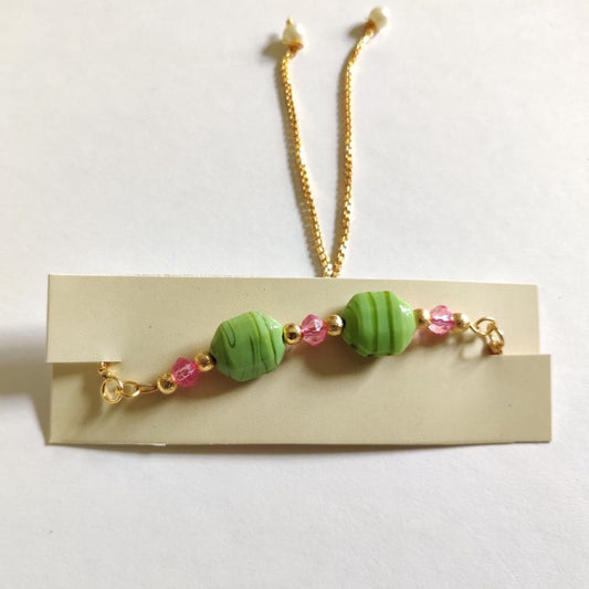 Green-pink beaded bracelet (B)